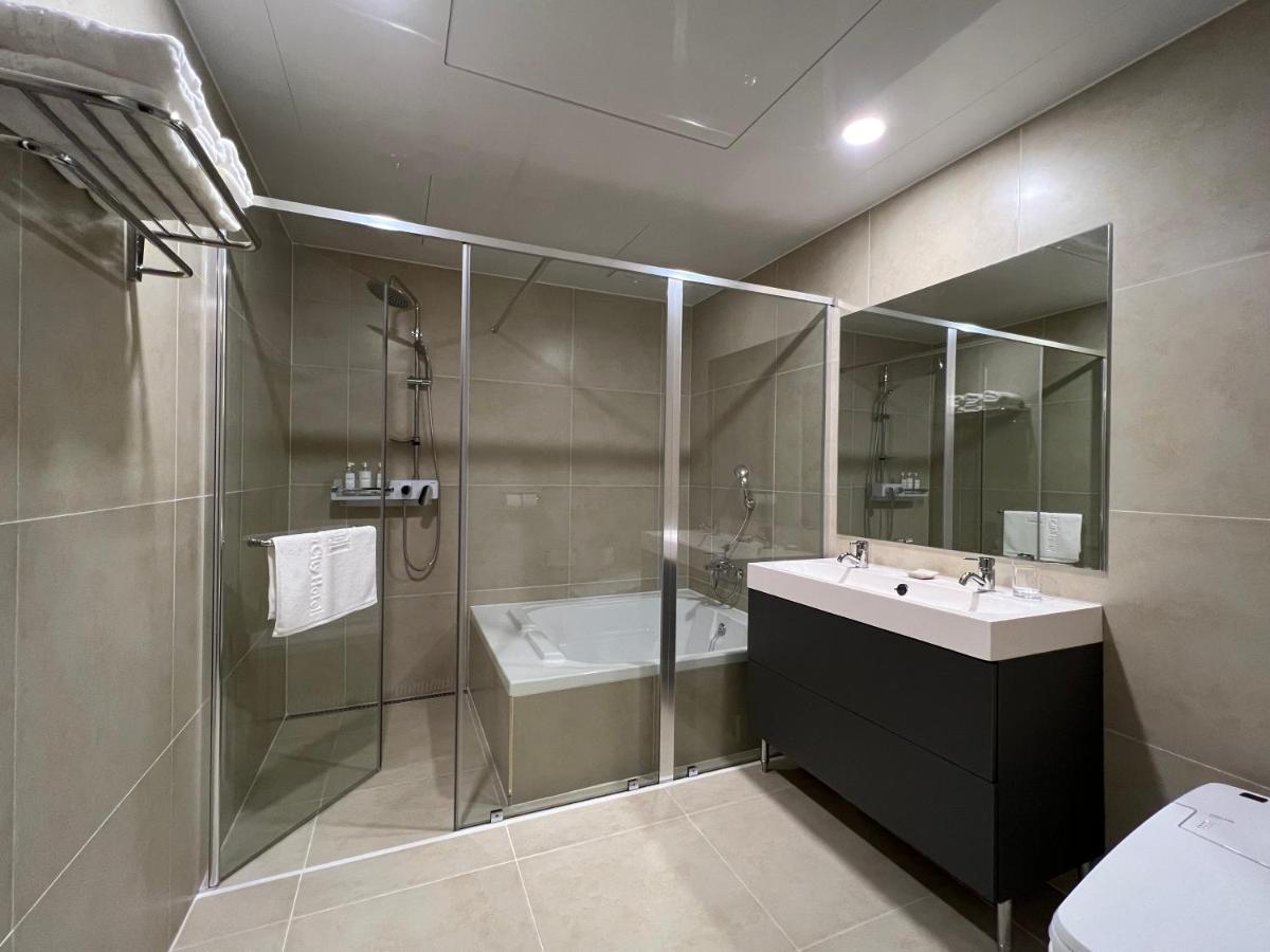 Jinhae Intercity Hotel Changwon Exterior foto